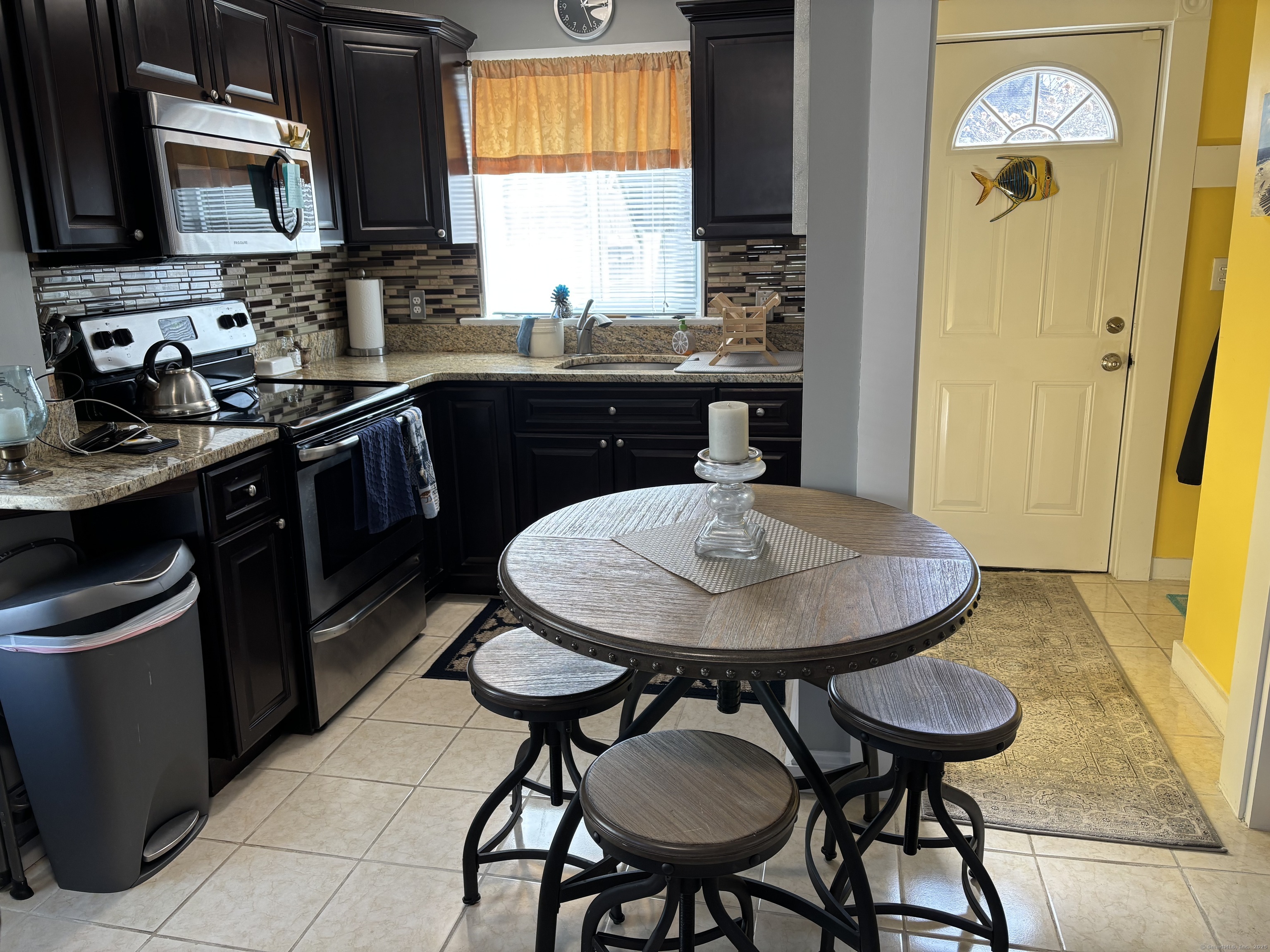 129 Poquonnock Road, Groton, Connecticut image 6