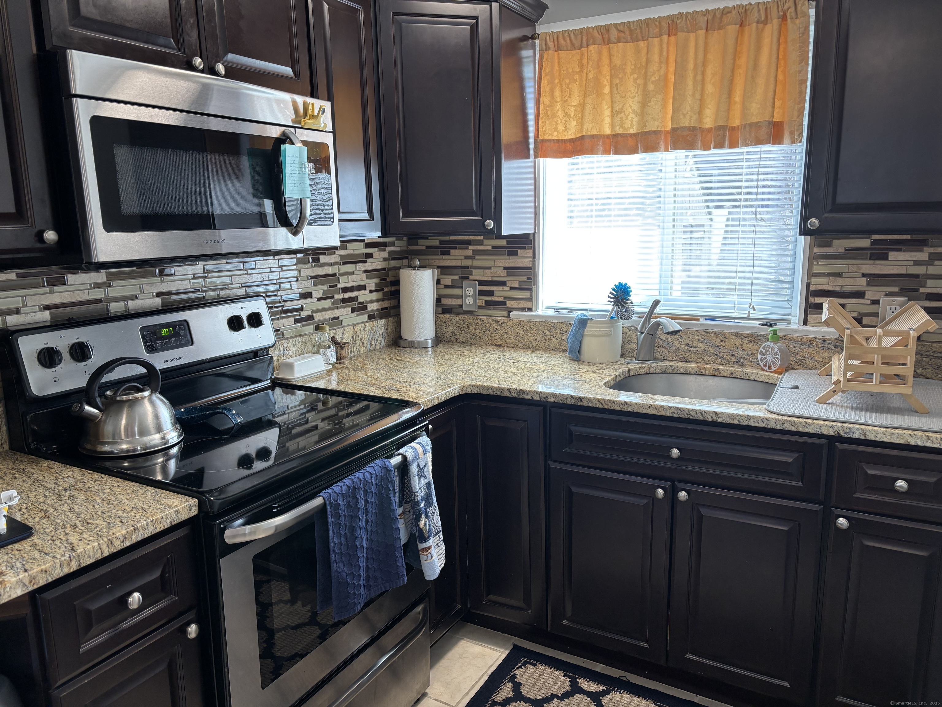 129 Poquonnock Road, Groton, Connecticut image 5