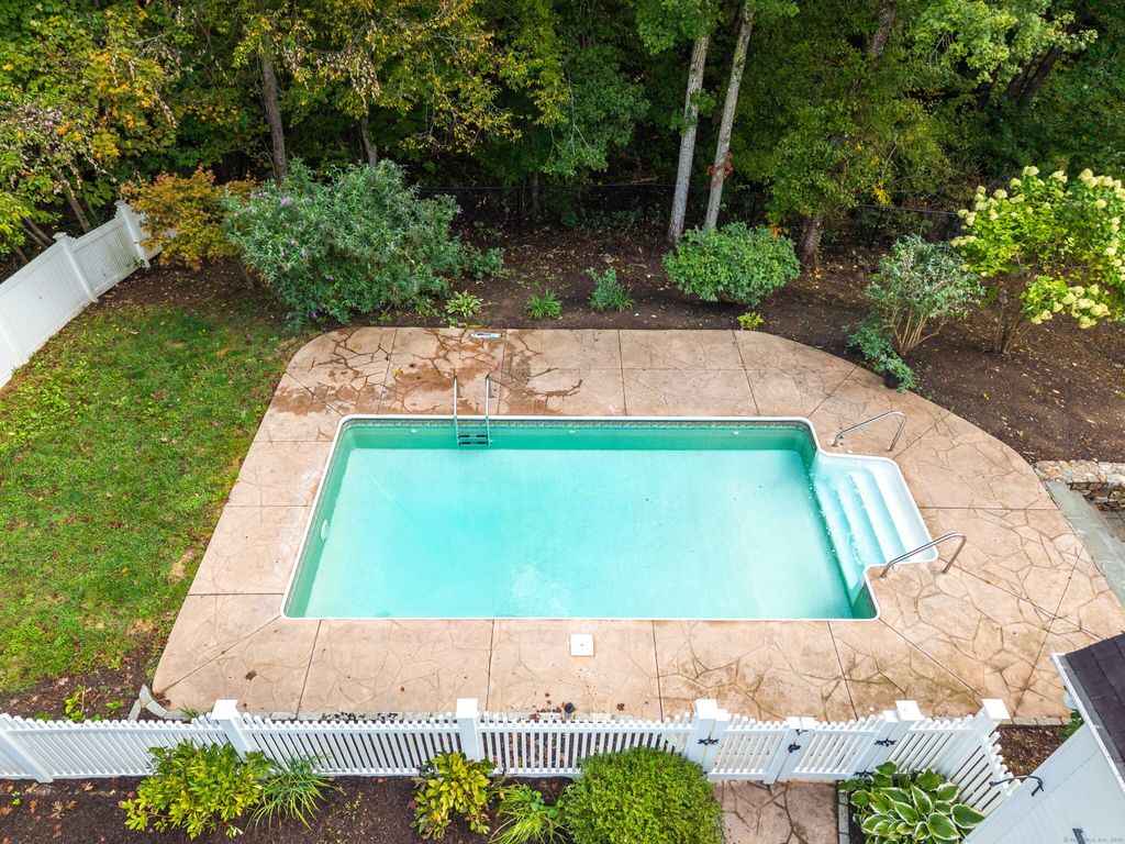 Photo of 23 Horsebarn Lane, Madison, CT 06443 (MLS # 24132133)