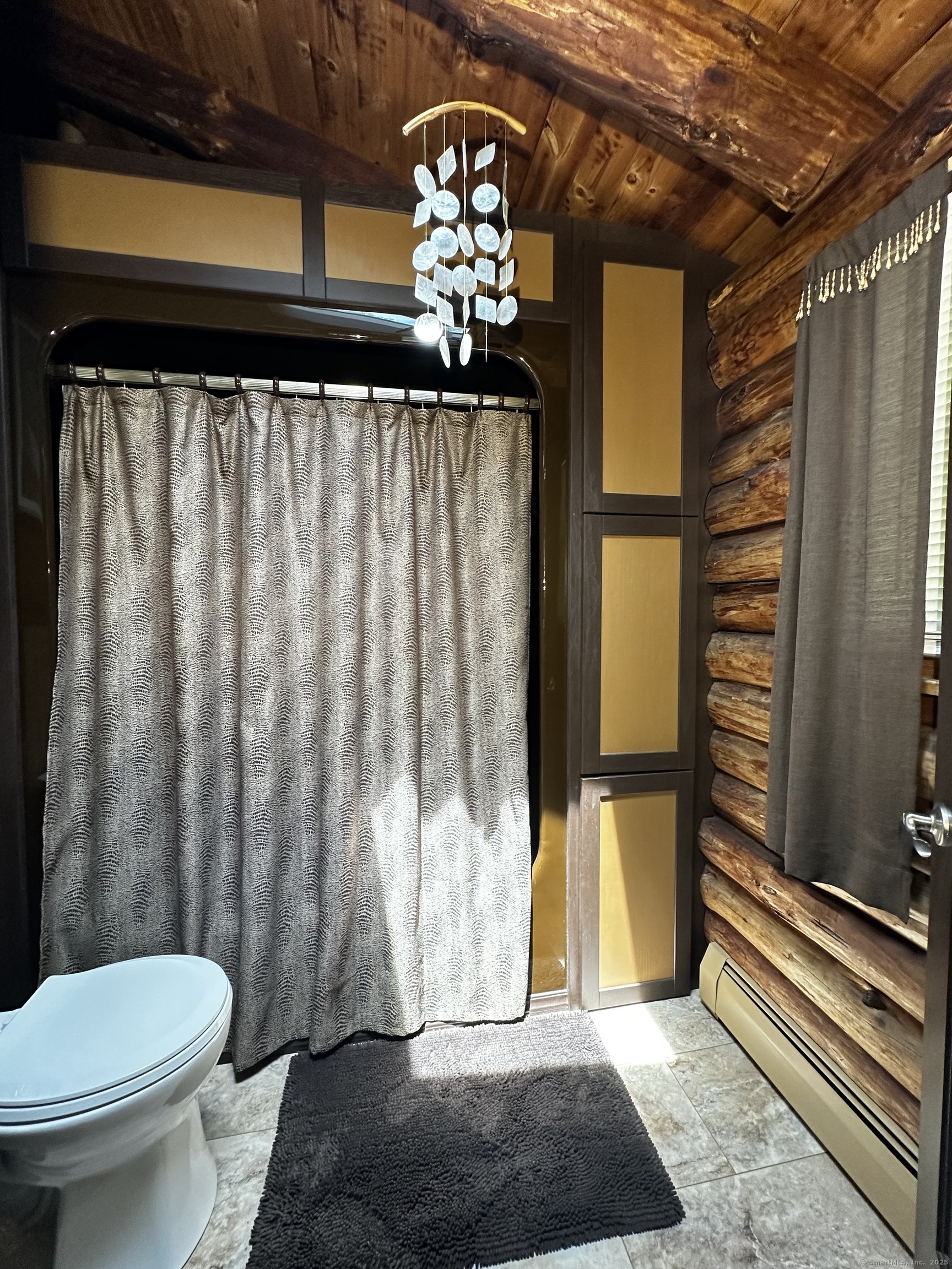 Montville, Connecticut 06370, United States, 2 Bedrooms Bedrooms, ,2 BathroomsBathrooms,Residential,Coming Soon,162824