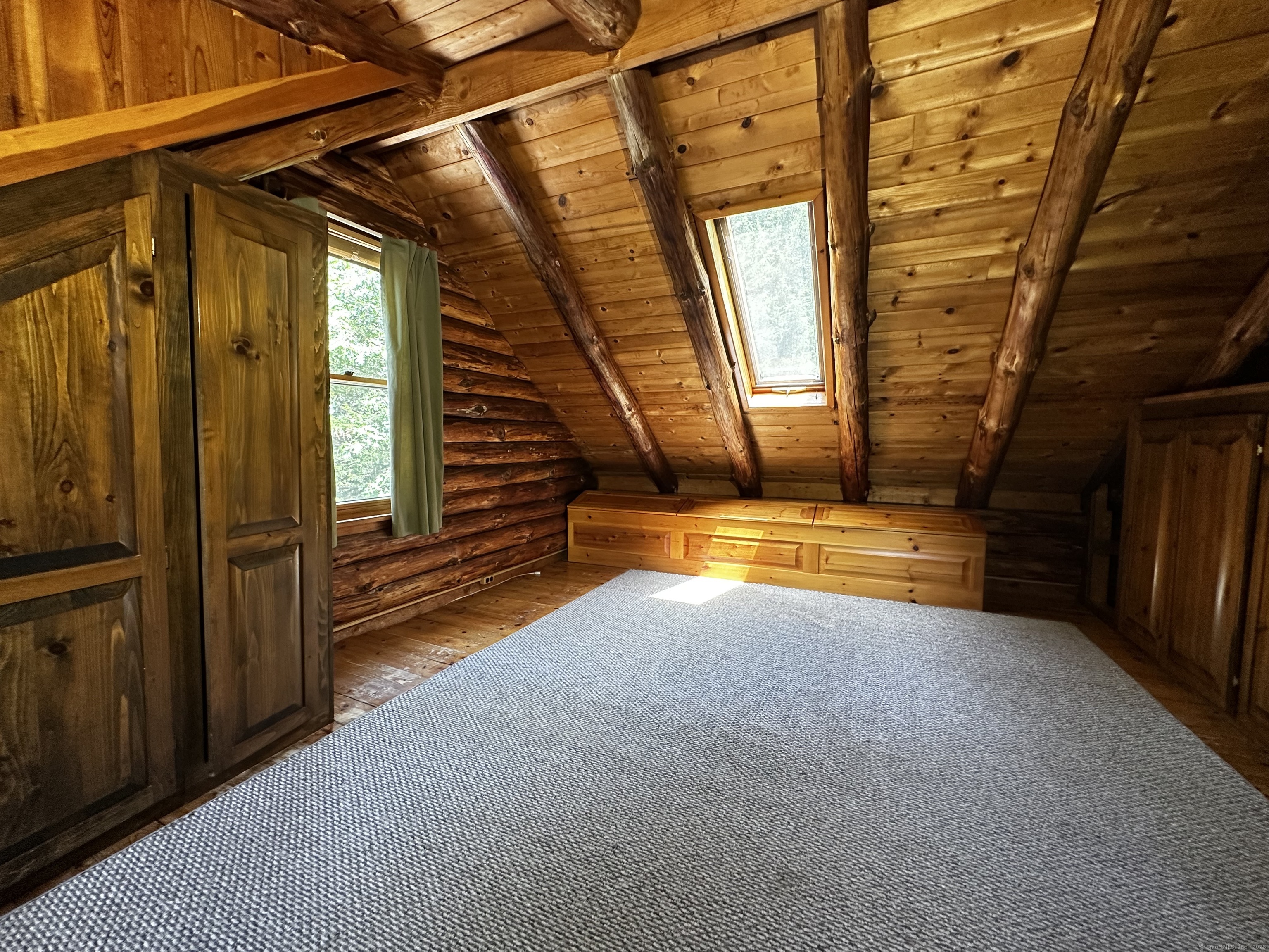 Montville, Connecticut 06370, United States, 2 Bedrooms Bedrooms, ,2 BathroomsBathrooms,Residential,Coming Soon,162824