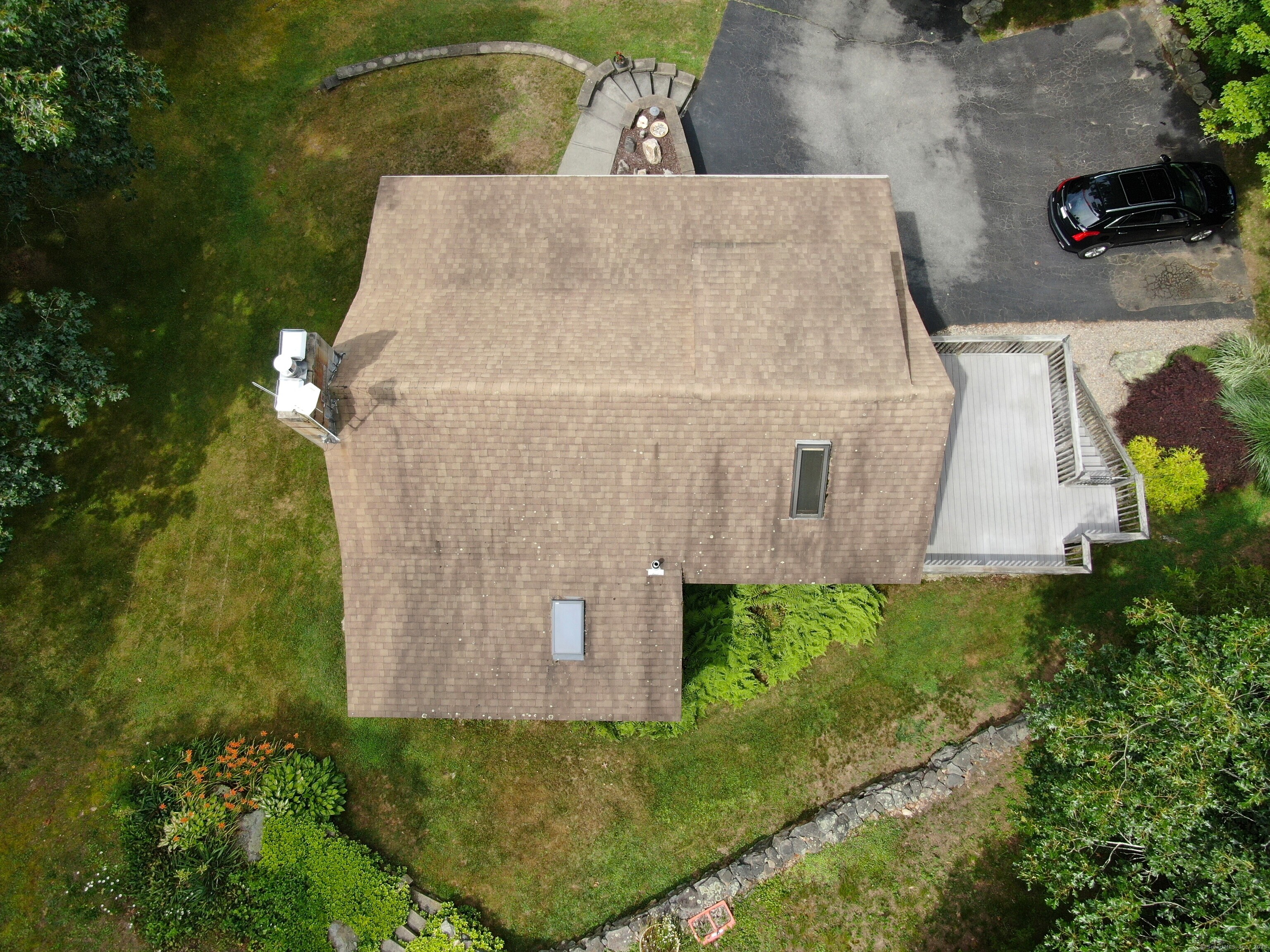 Montville, Connecticut 06370, United States, 2 Bedrooms Bedrooms, ,2 BathroomsBathrooms,Residential,Coming Soon,162824