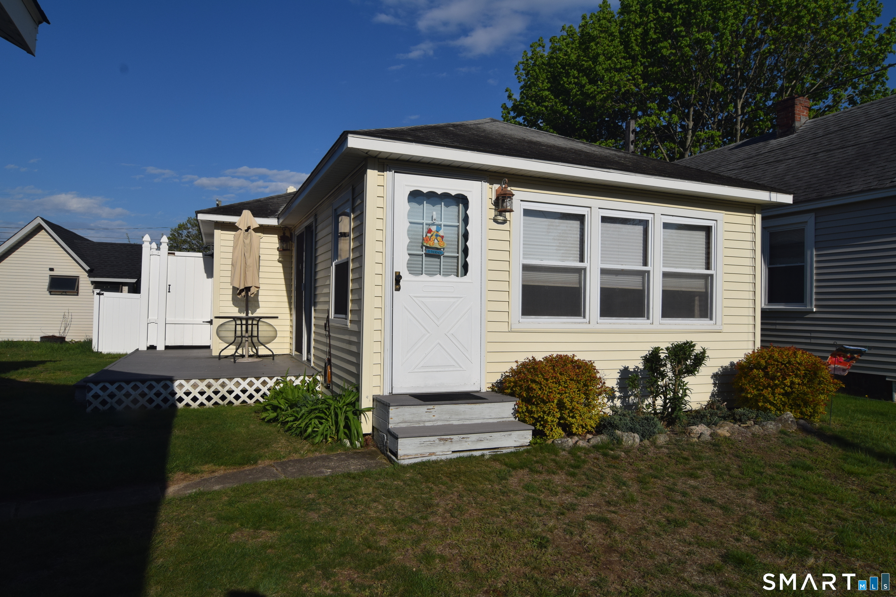 10 Hartford Avenue