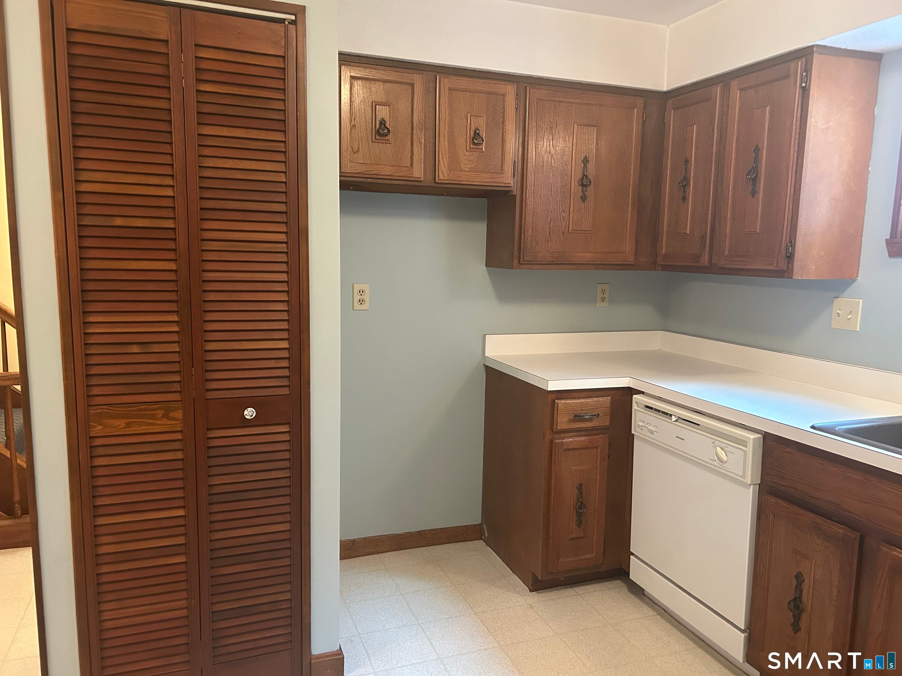 318 Dunfey Lane 318