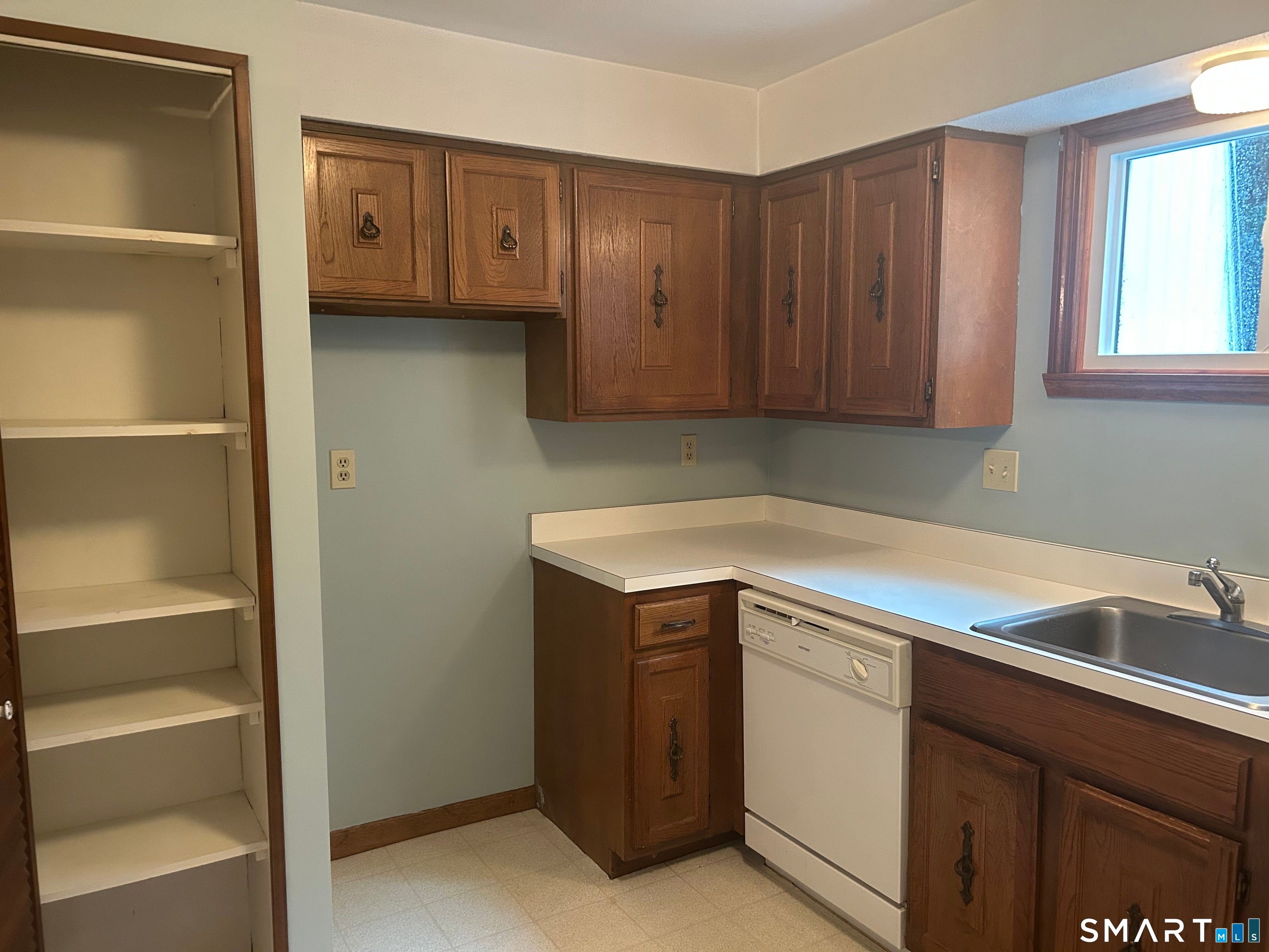 318 Dunfey Lane 318