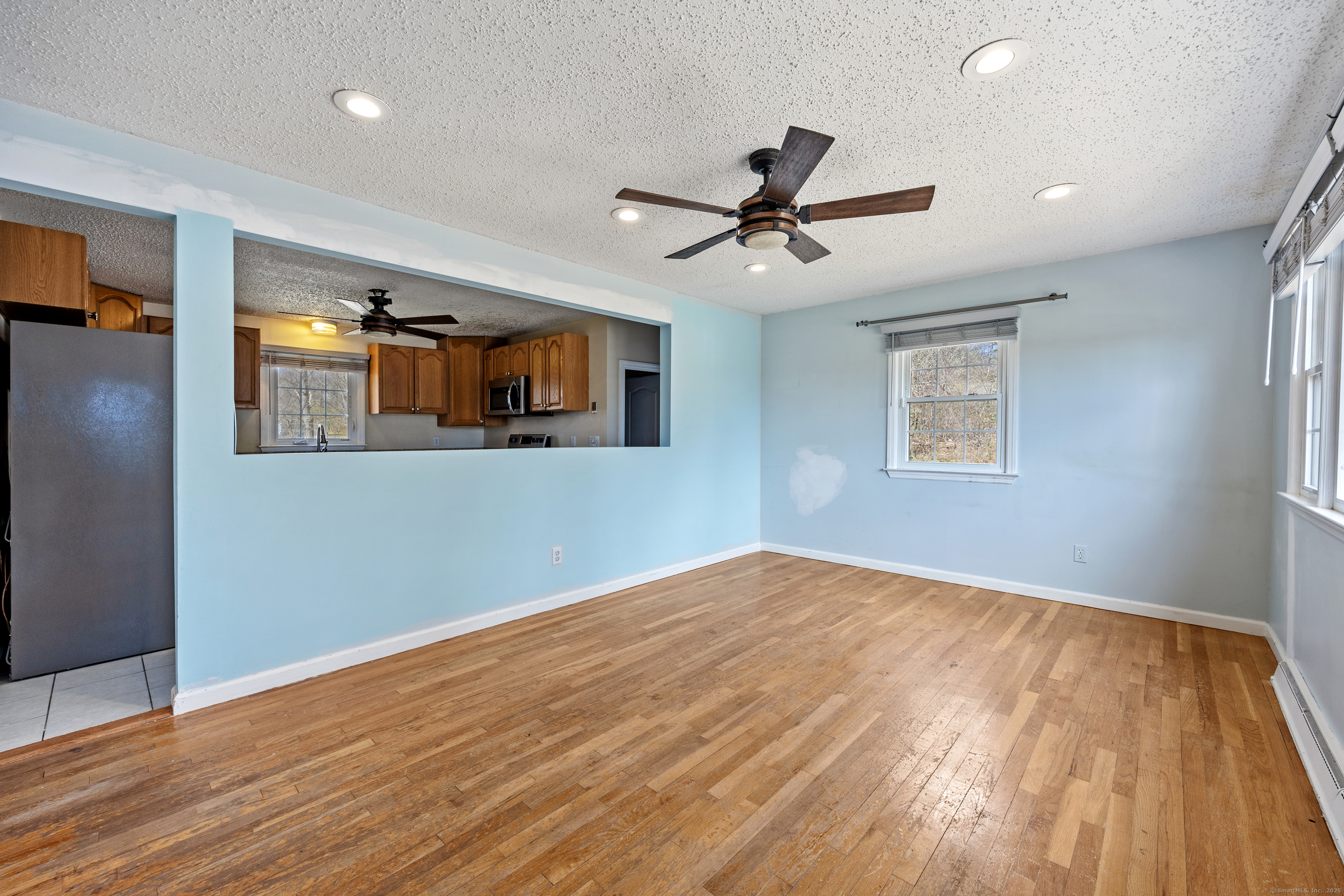27 Marc Drive, Wallingford, Connecticut image 8