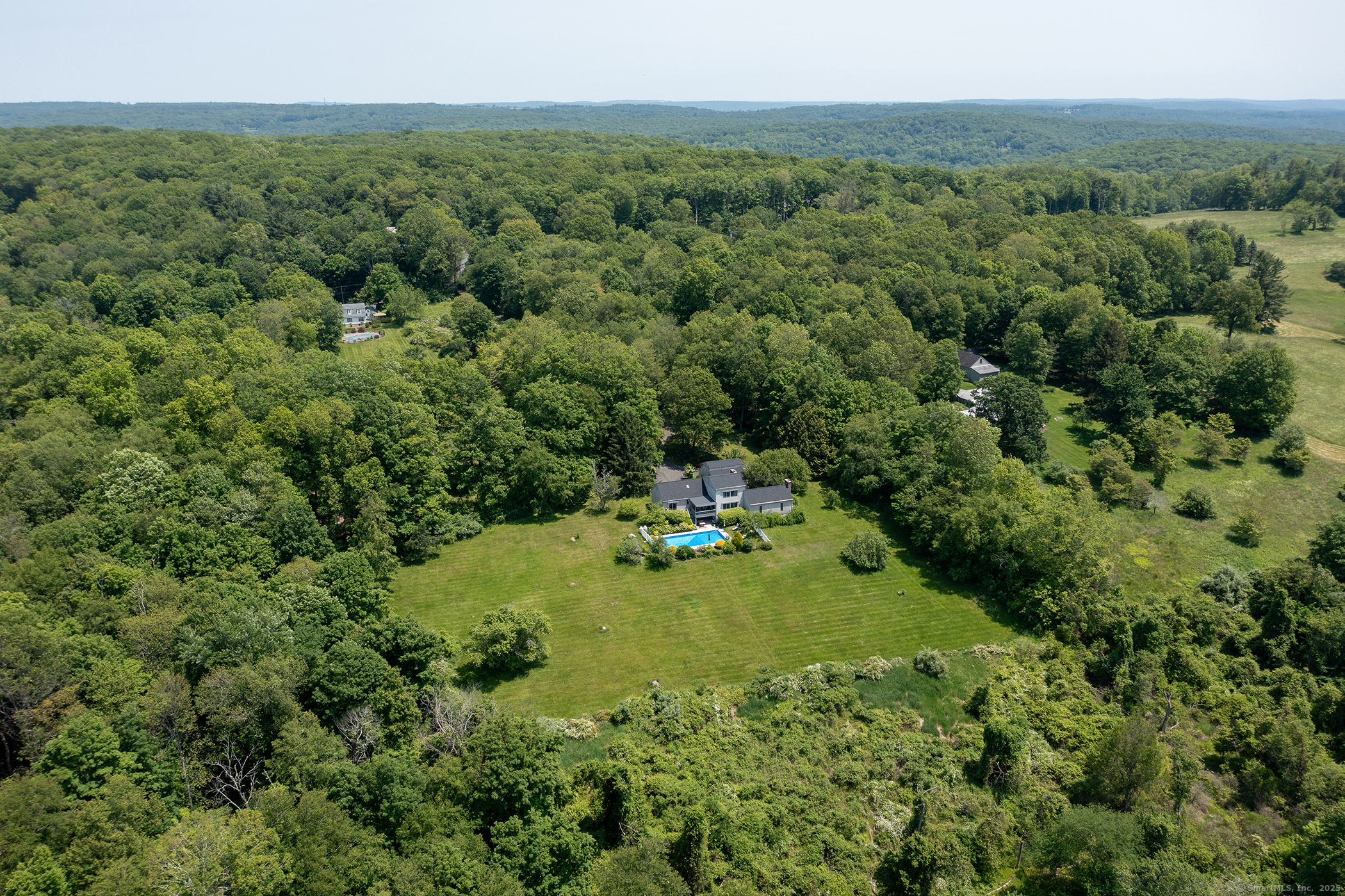 173 Beach Hill Road East