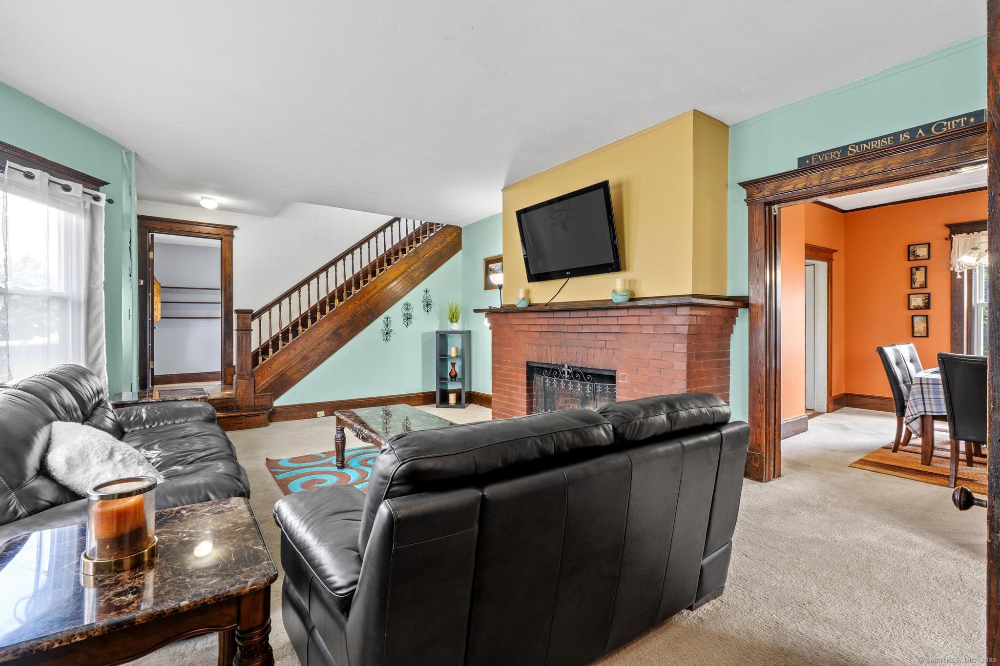 490 Silver Lane