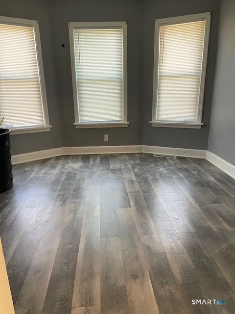 Tiny photo for 649 bridgeoort Avenue, Bridgeport, CT 06607 (MLS # 24151310)