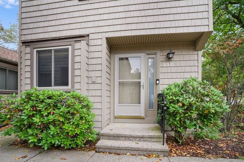 Tiny photo for 33 Happy Hollow Circle #C, Stratford, CT 06614 (MLS # 24134210)