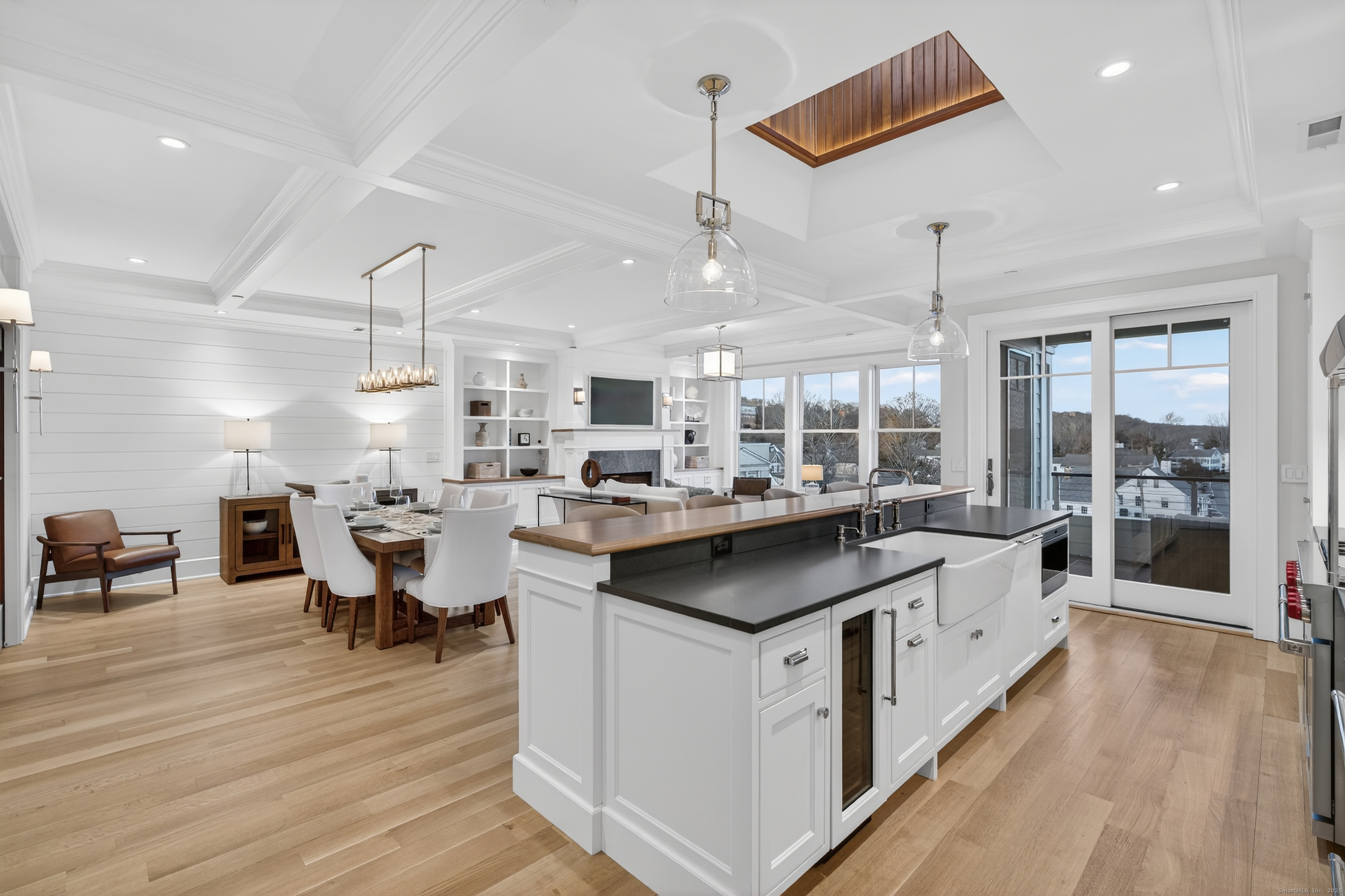 22 West Main Street 11