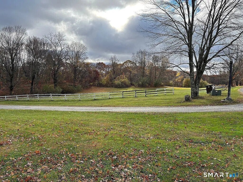 2581 Litchfield Road