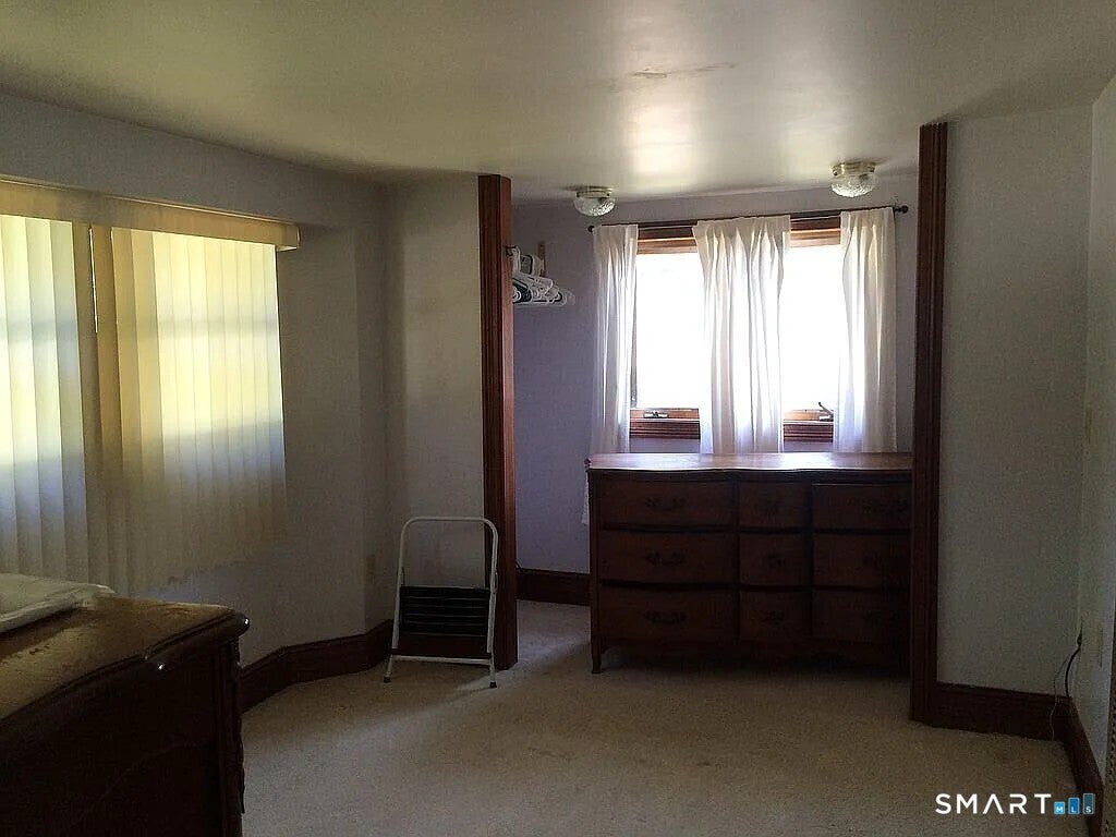 2581 Litchfield Road
