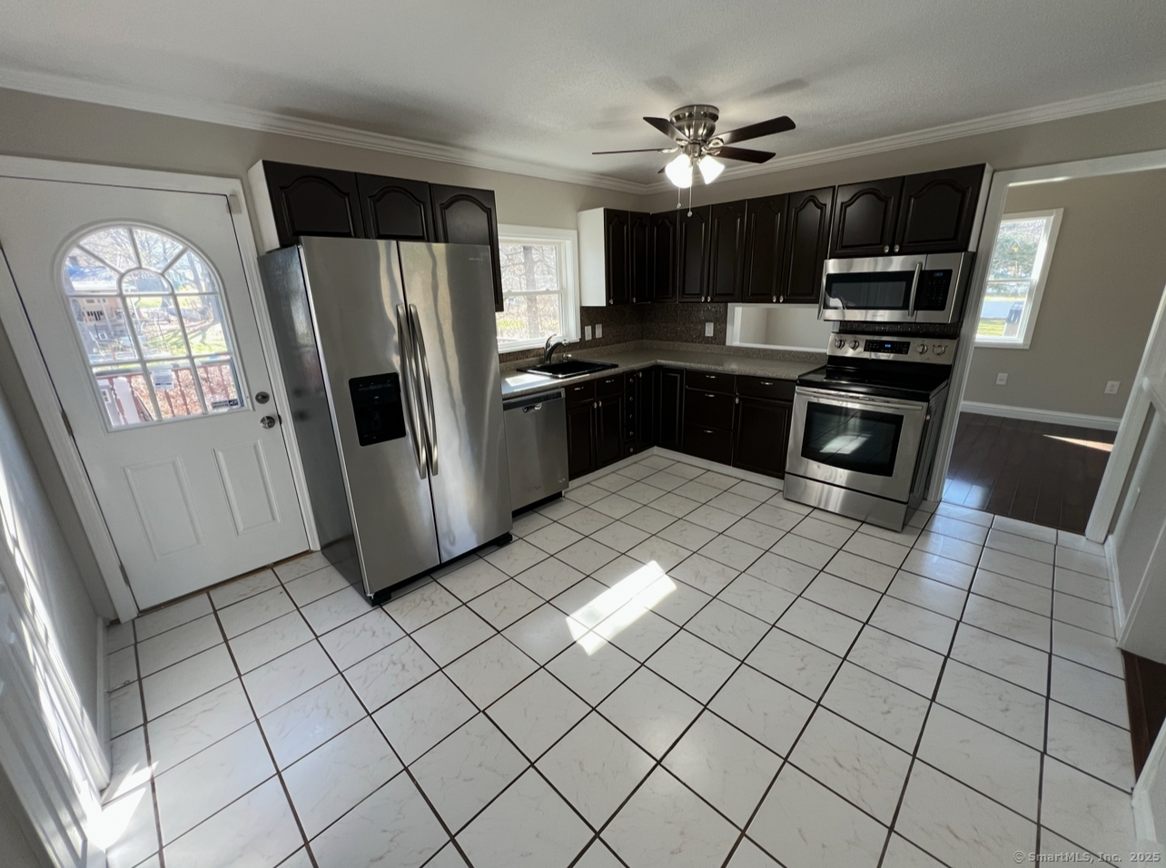 11 Virginia Court, Montville, Connecticut image 10