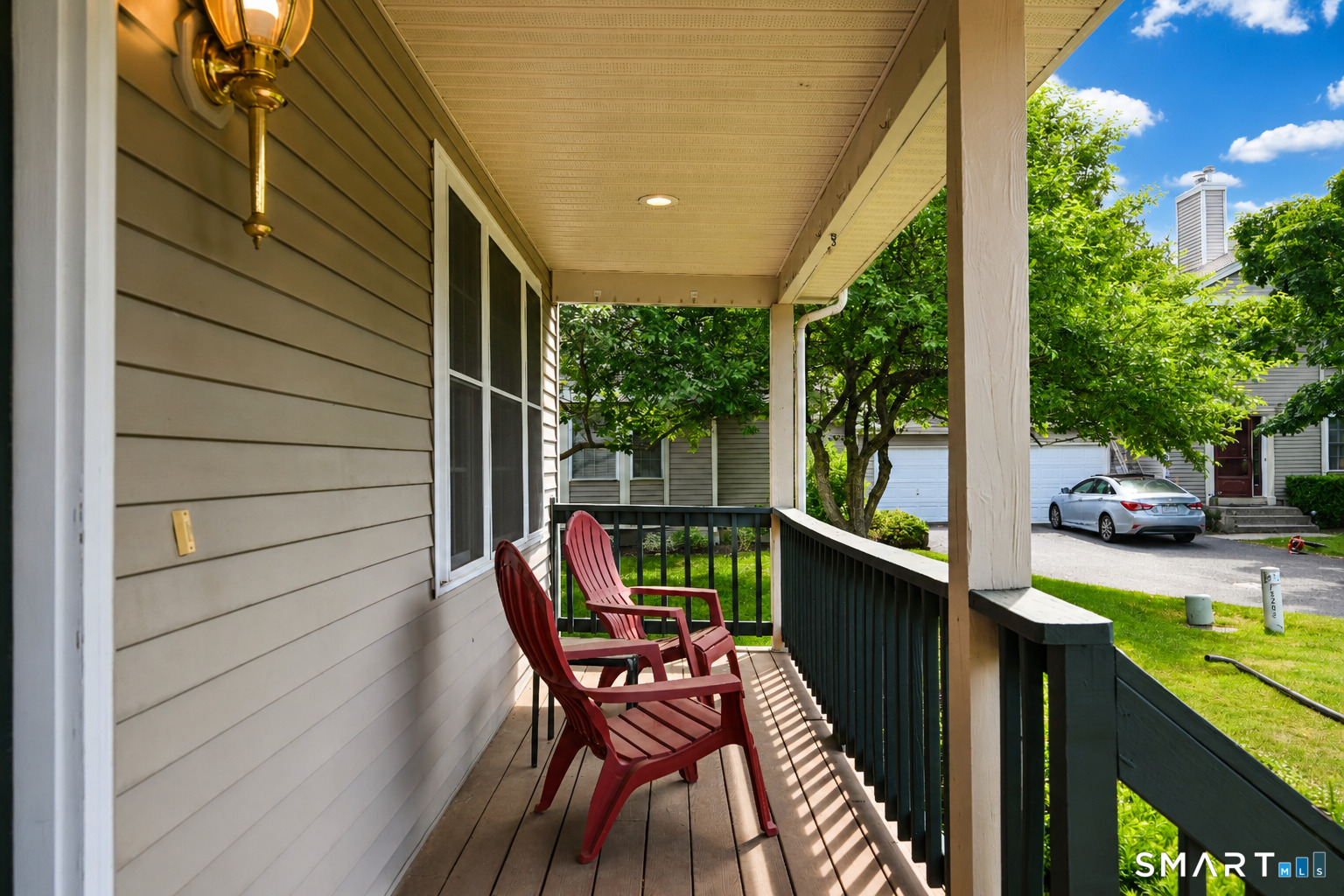 2202 Meadowview Drive 2202