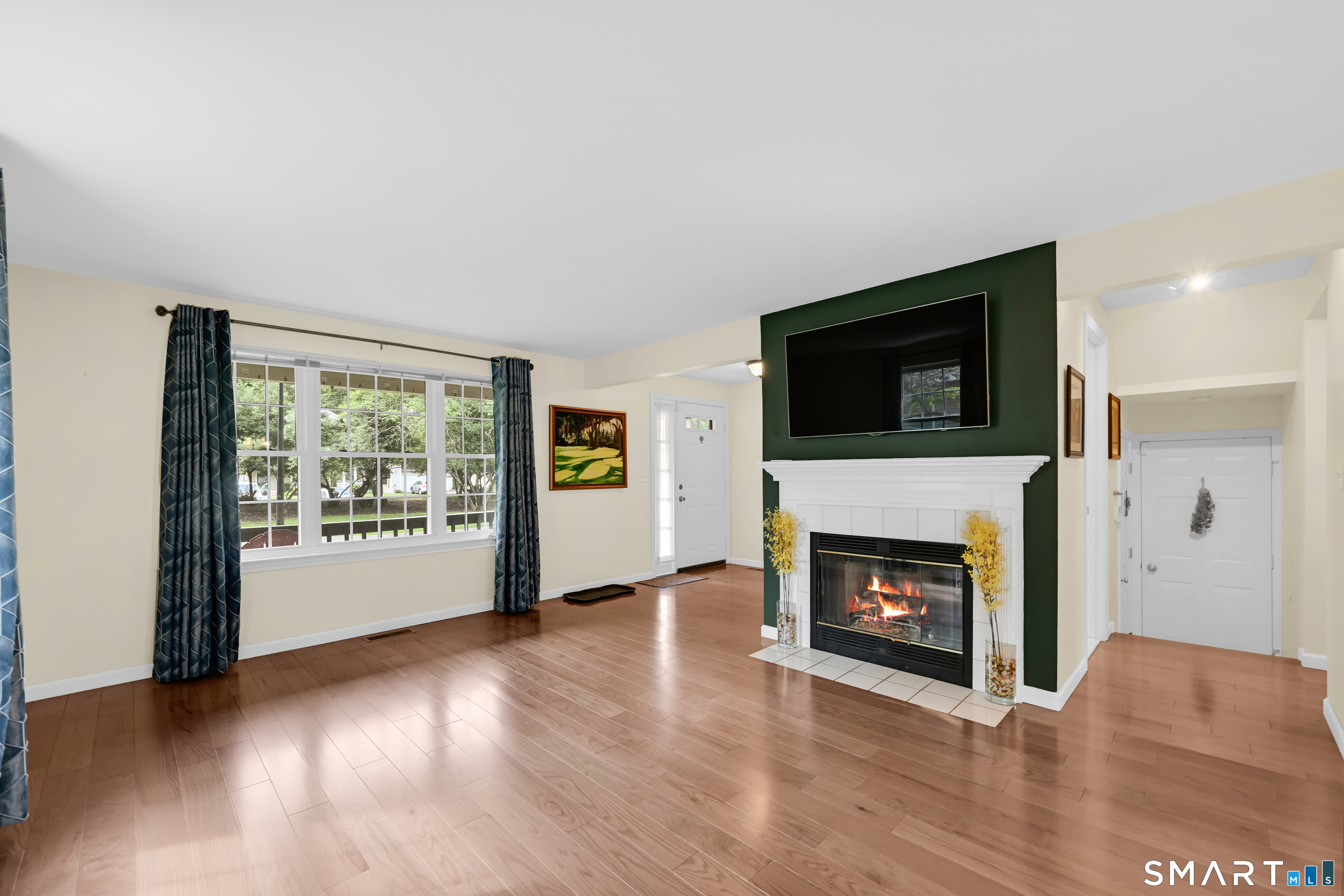 2202 Meadowview Drive 2202