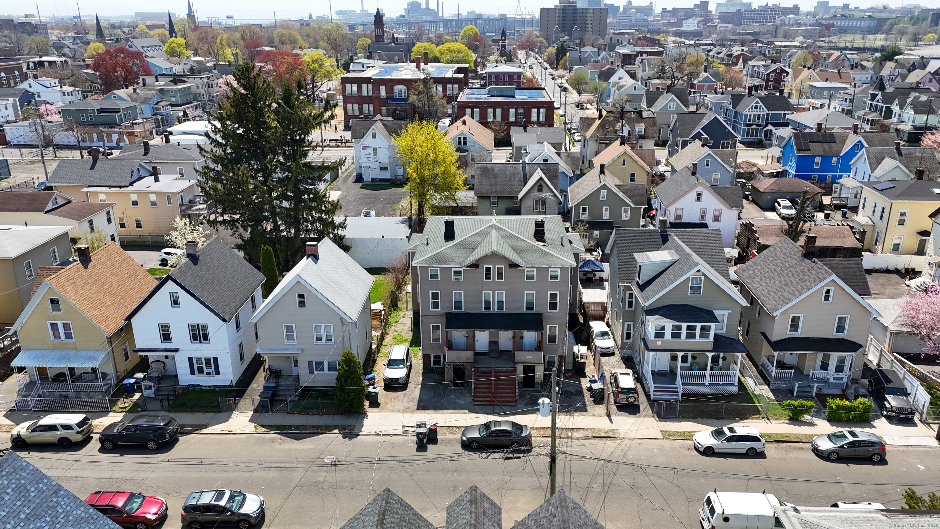 Property for Sale at Jane Street, Bridgeport, Connecticut - Bedrooms: 14 
Bathrooms: 7.5 
Rooms: 26  - $998,500