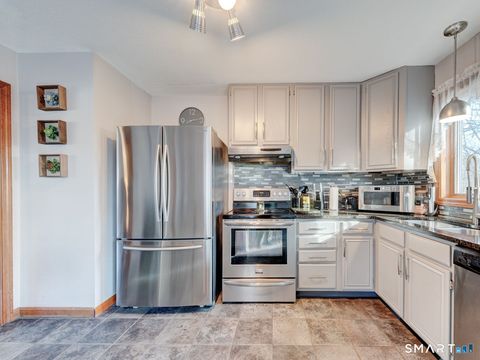 Tiny photo for 70 Lawndale Street, Berlin, CT 06037 (MLS # 24158190)