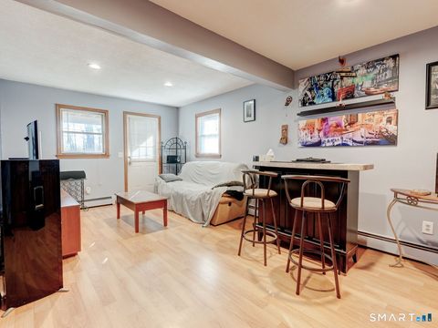 Tiny photo for 70 Lawndale Street, Berlin, CT 06037 (MLS # 24158190)