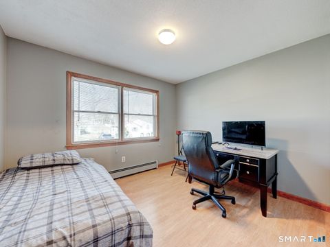 Tiny photo for 70 Lawndale Street, Berlin, CT 06037 (MLS # 24158190)