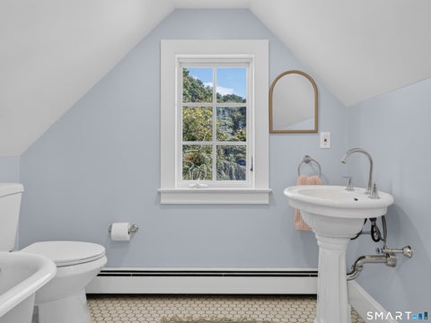 Tiny photo for 3 Neck Road, Old Lyme, CT 06371 (MLS # 24207968)