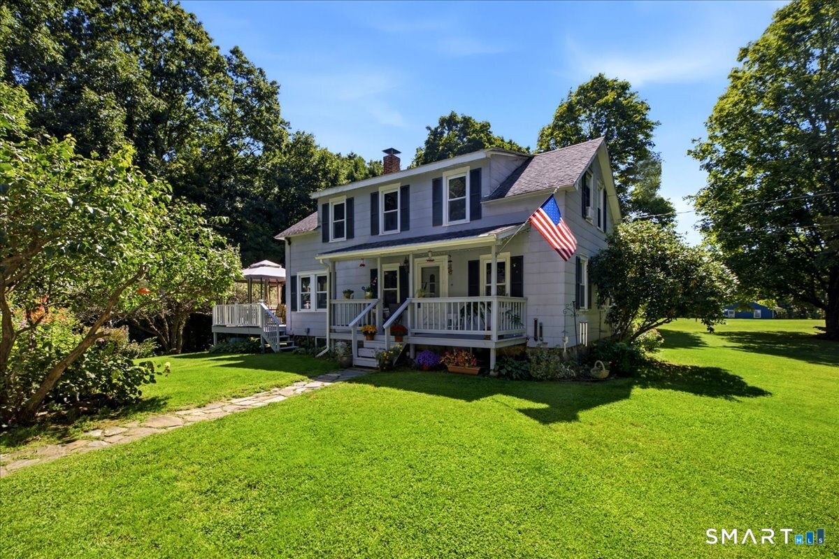 31 South River Road