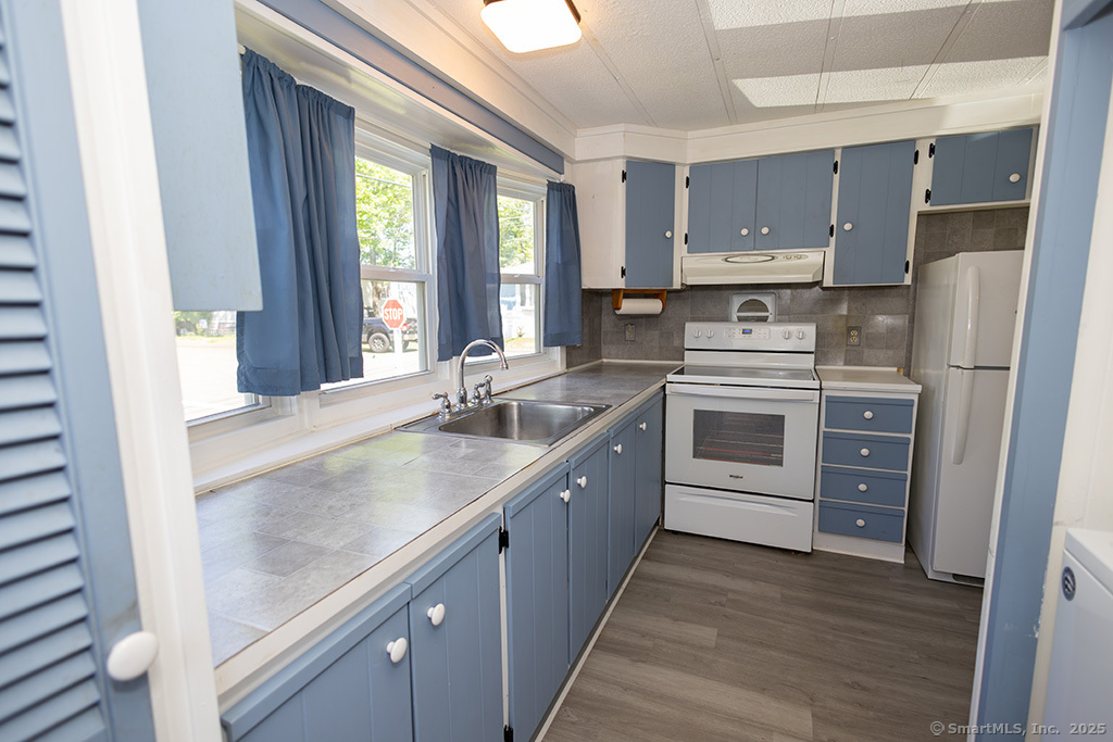 1 Riverview Drive, Plainville, Connecticut image 19