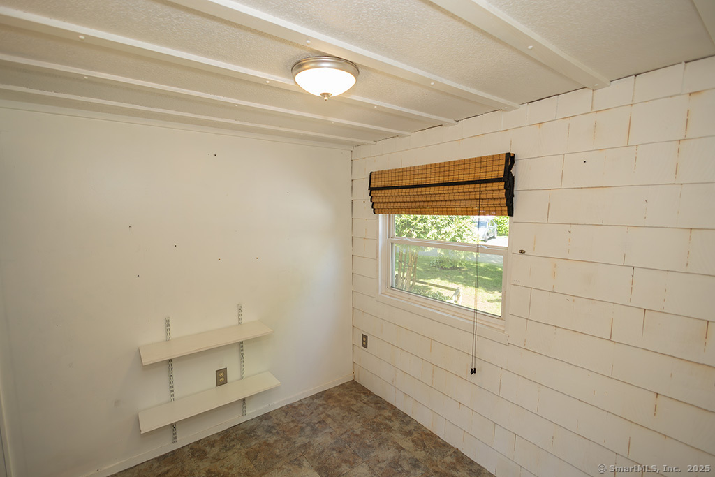 1 Riverview Drive, Plainville, Connecticut image 27