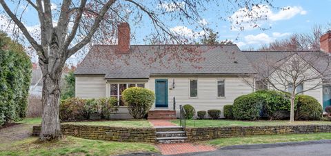 Photo of 189 Redstone Hill Road #7, Bristol, CT 06010 (MLS # 24127101)