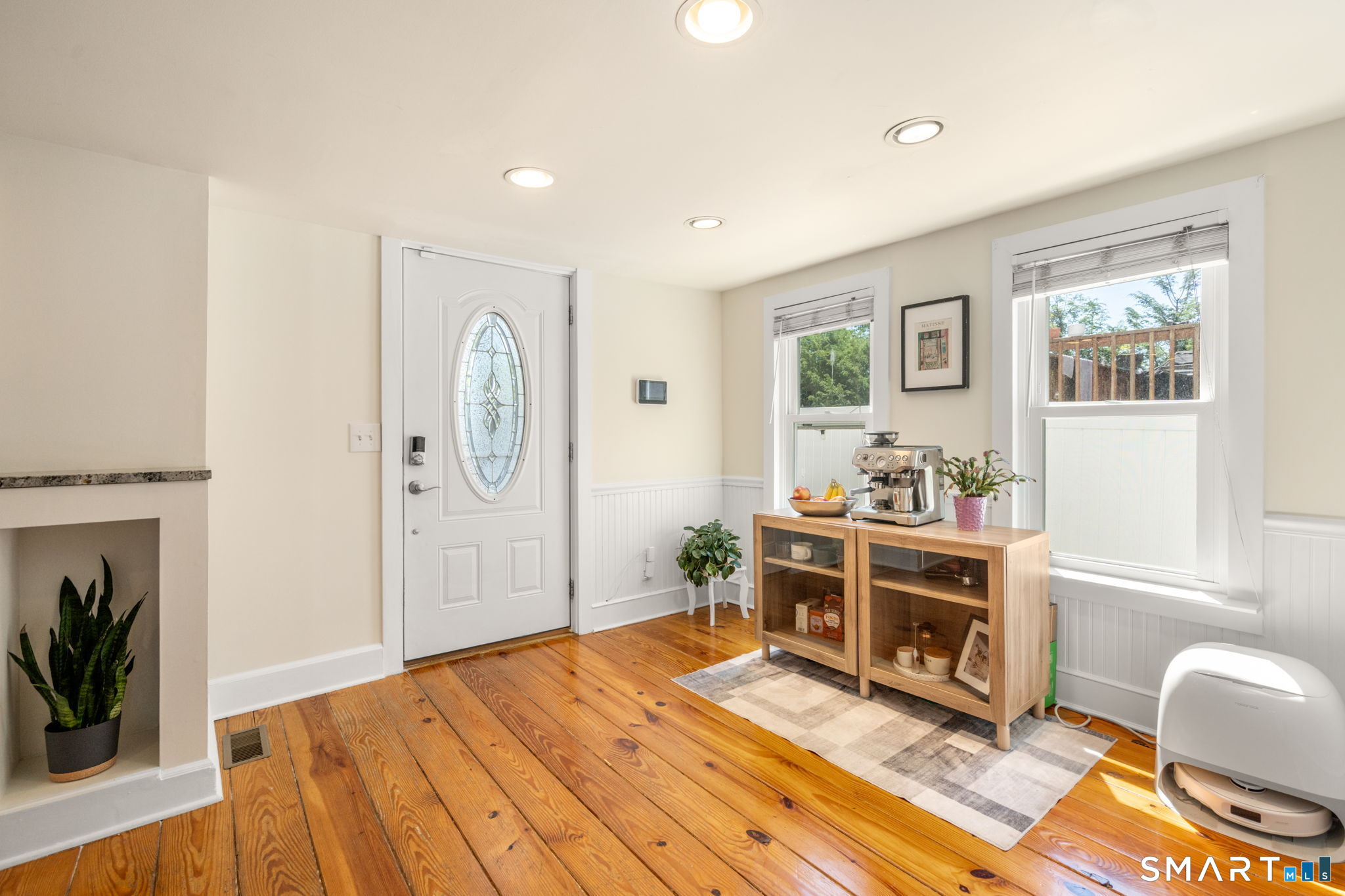 152 North Taylor Avenue