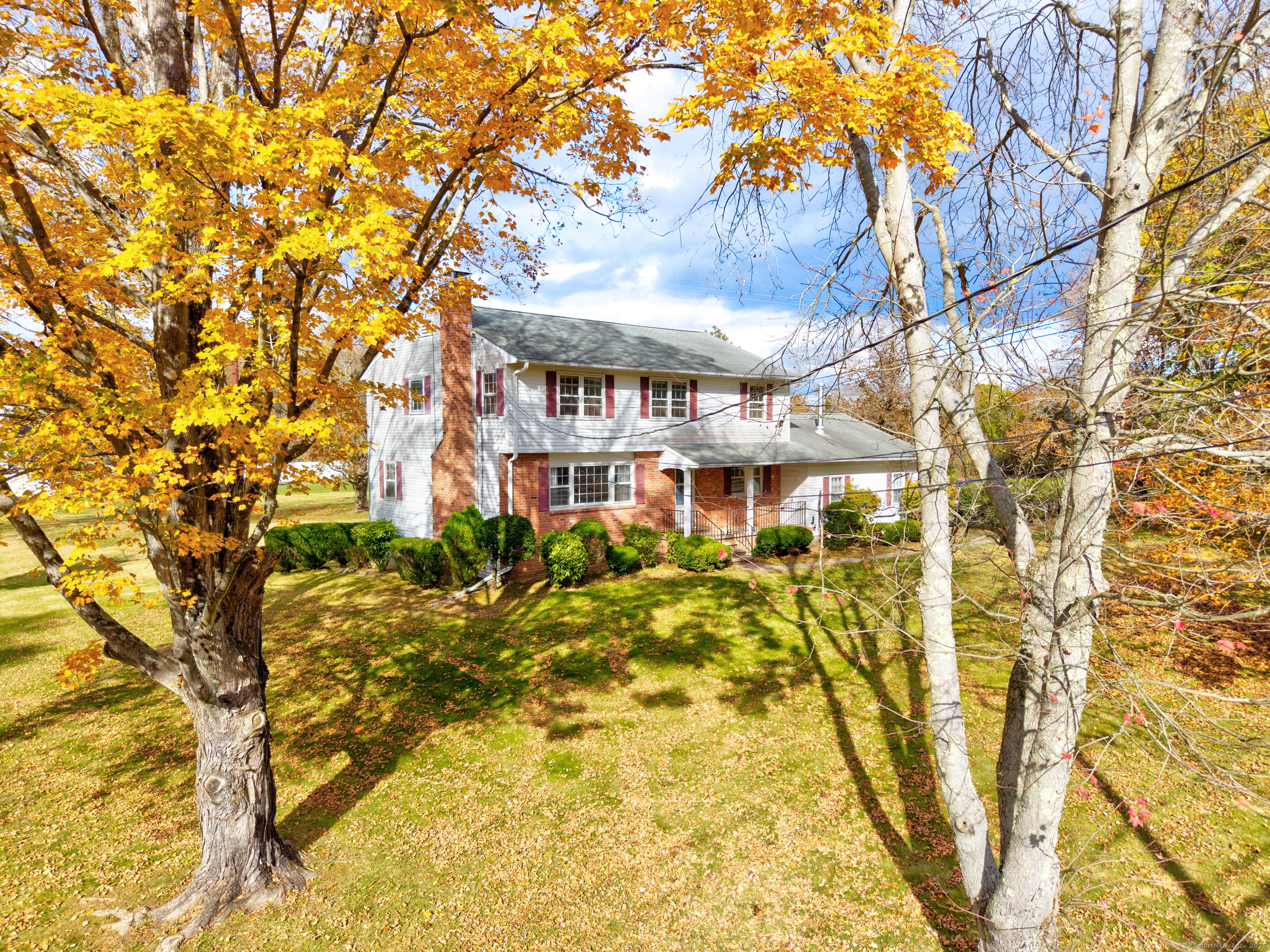 126 Stepstone Hill Road