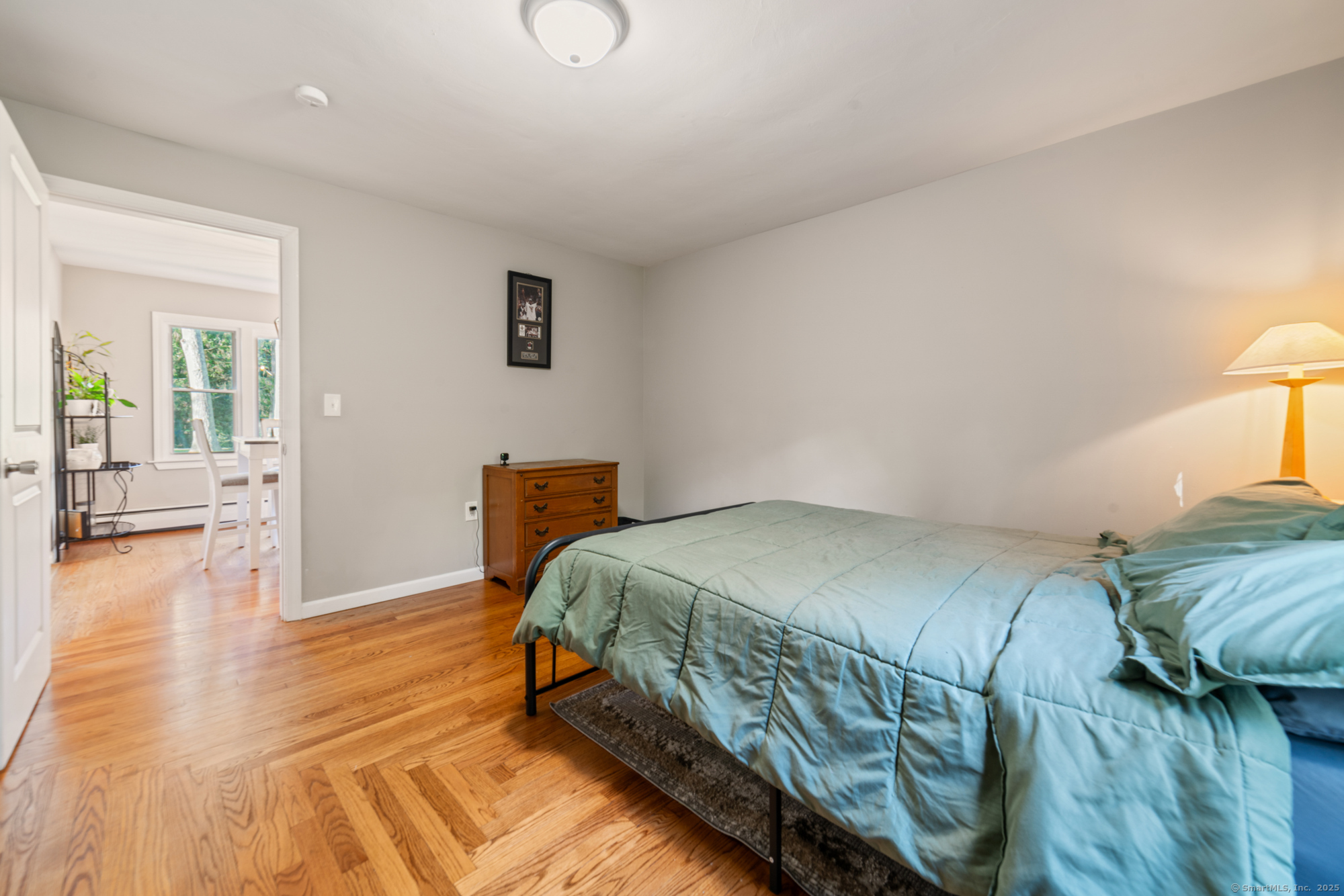 Oxford, Connecticut 06478, United States, 4 Bedrooms Bedrooms, ,3 BathroomsBathrooms,Residential,Active,165101