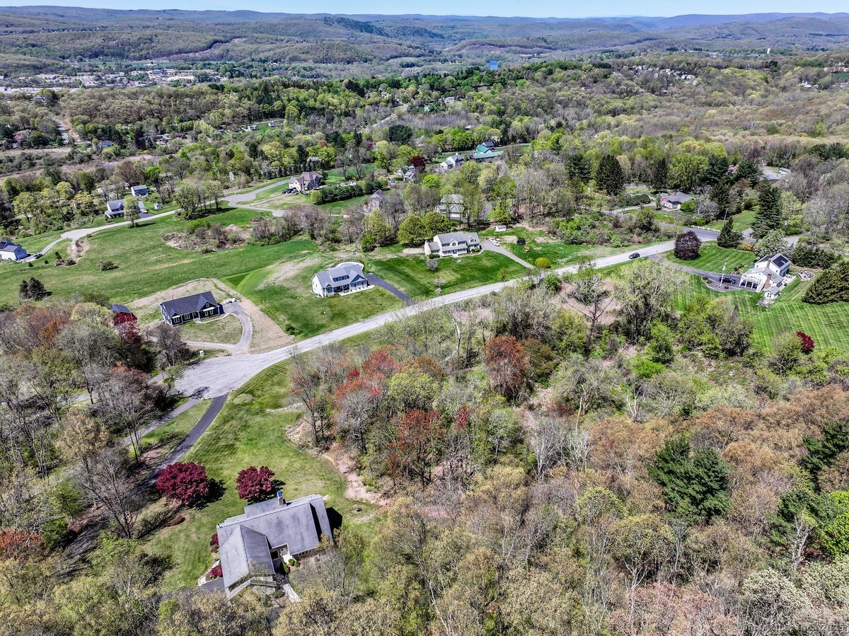 6 High Meadow Road, New Milford, Connecticut image 39