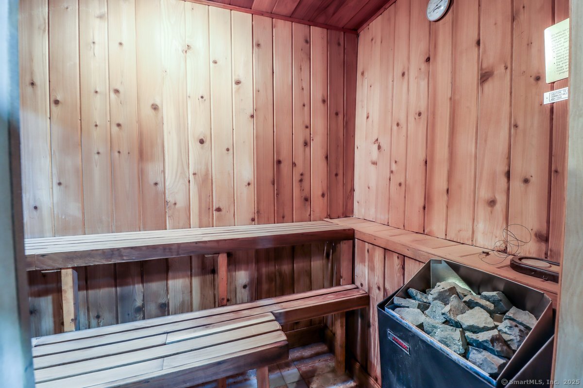 6 High Meadow Road, New Milford, Connecticut image 29