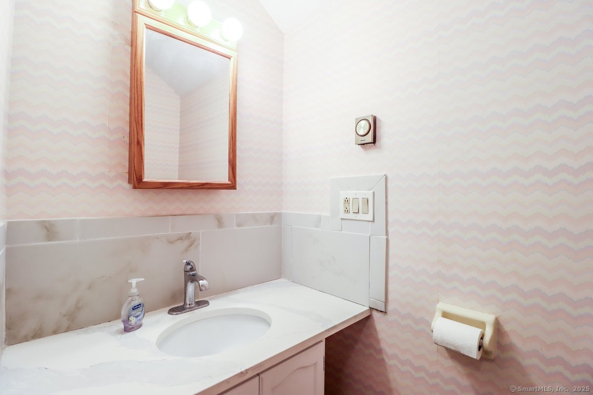 6 High Meadow Road, New Milford, Connecticut image 20
