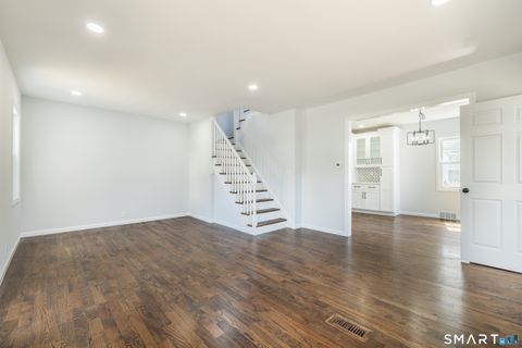 Tiny photo for 5 Lindsley Place, Stratford, CT 06614 (MLS # 24162860)