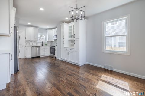 Tiny photo for 5 Lindsley Place, Stratford, CT 06614 (MLS # 24162860)