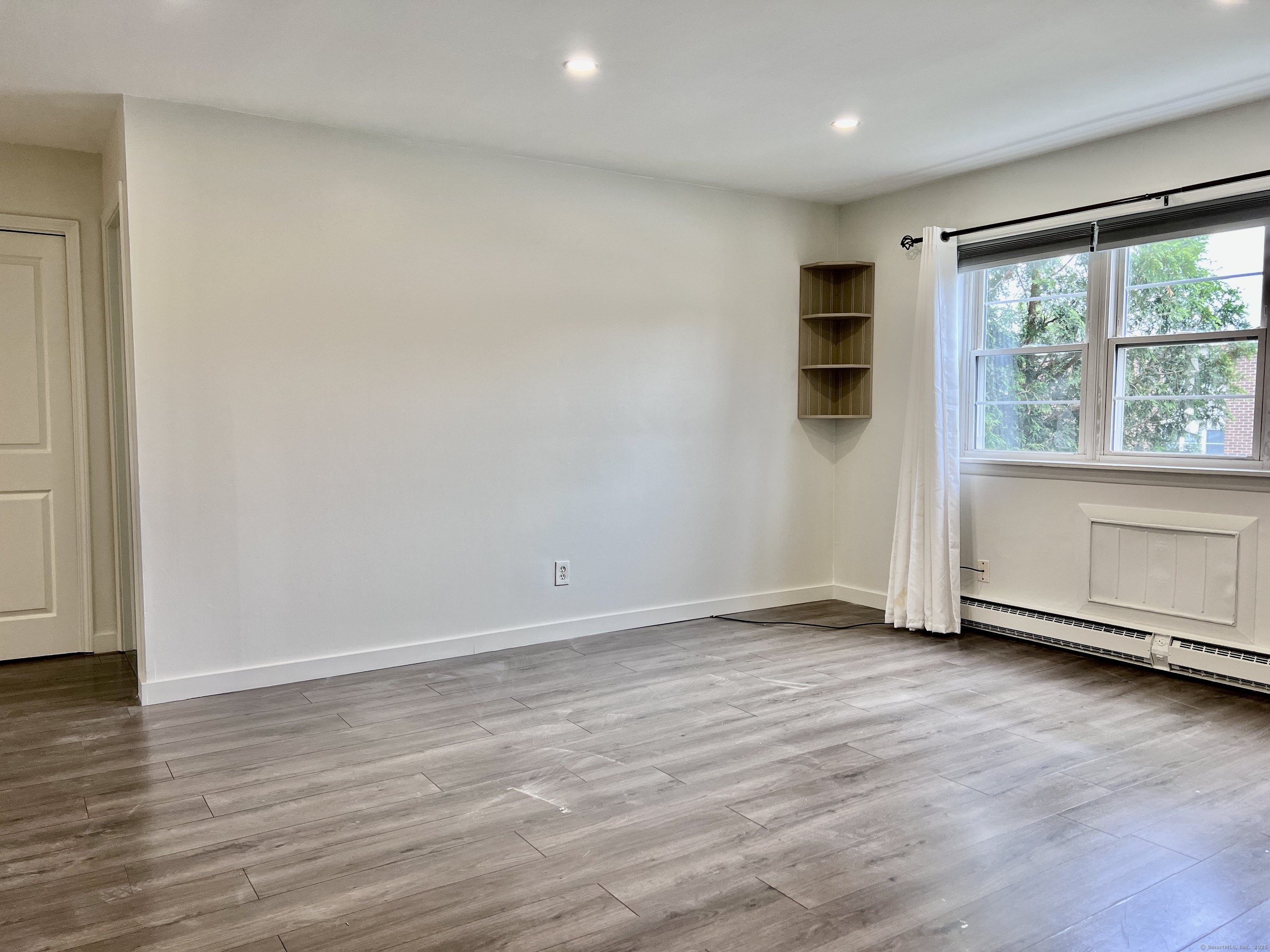 4 Belair Drive 4