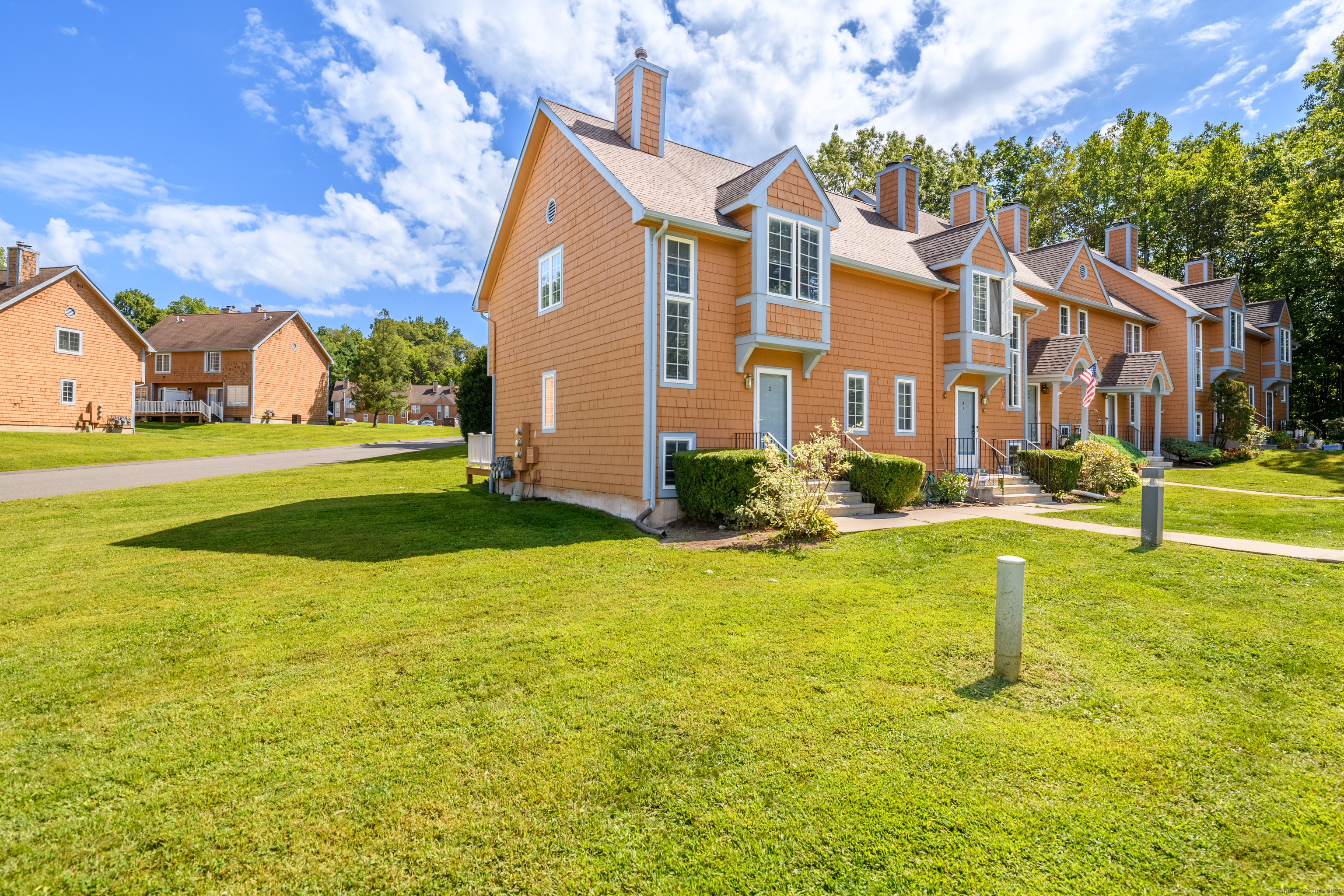2 Julia Court 2