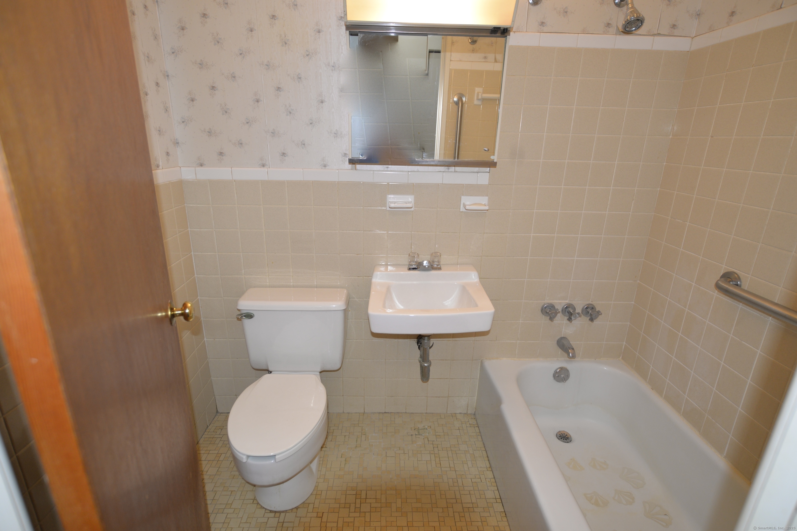 7 Savin Park #7, West Haven, Connecticut image 12