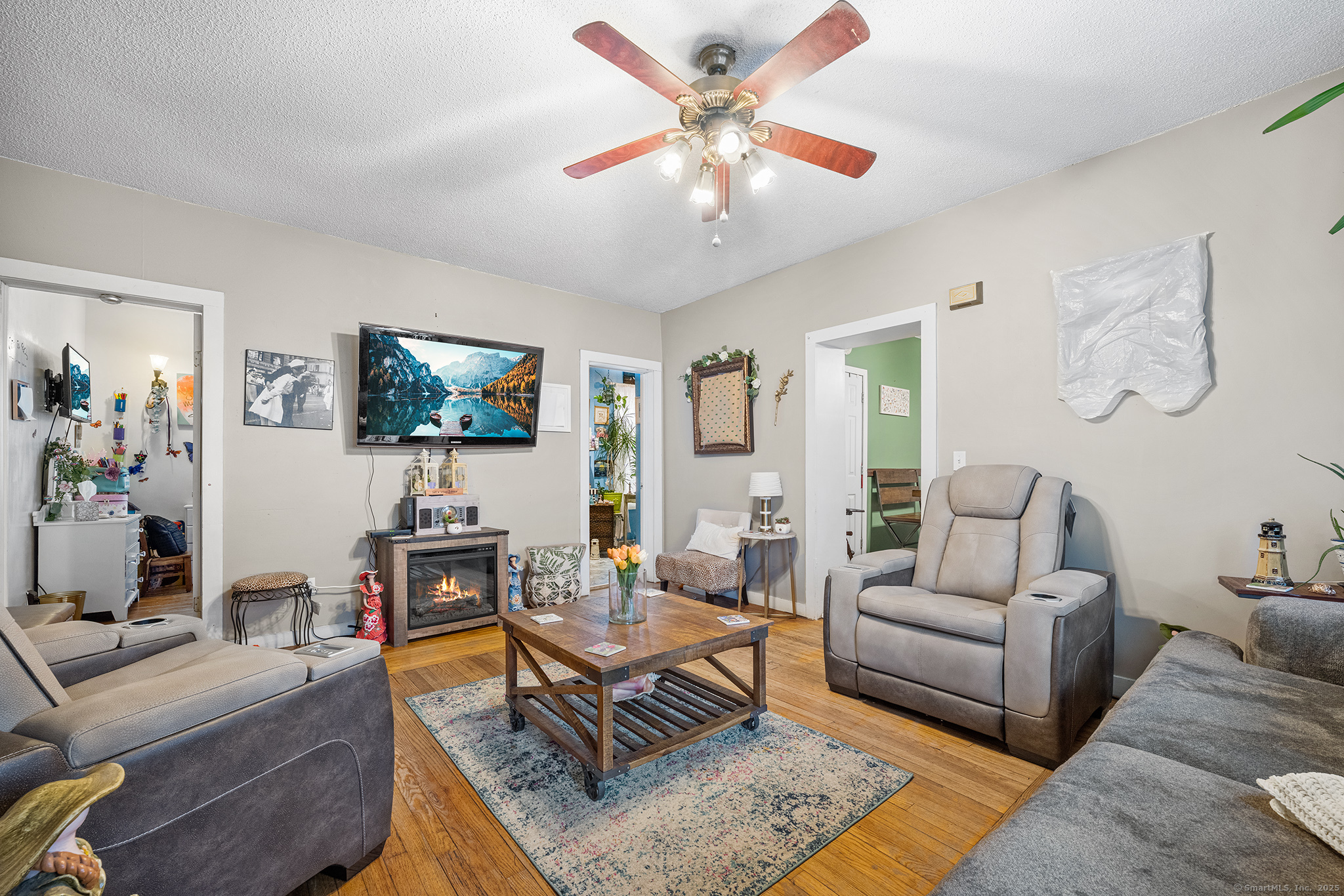126 Pleasant Street