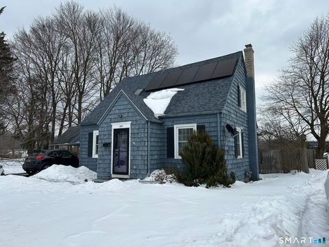 Tiny photo for 488 Parker Avenue S, Meriden, CT 06450 (MLS # 24152978)