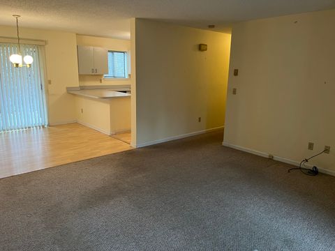 Tiny photo for 925 Oronoke Road #34G, Waterbury, CT 06708 (MLS # 24142375)