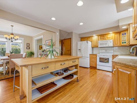 Tiny photo for 200 Alston Avenue, New Haven, CT 06515 (MLS # 24173573)