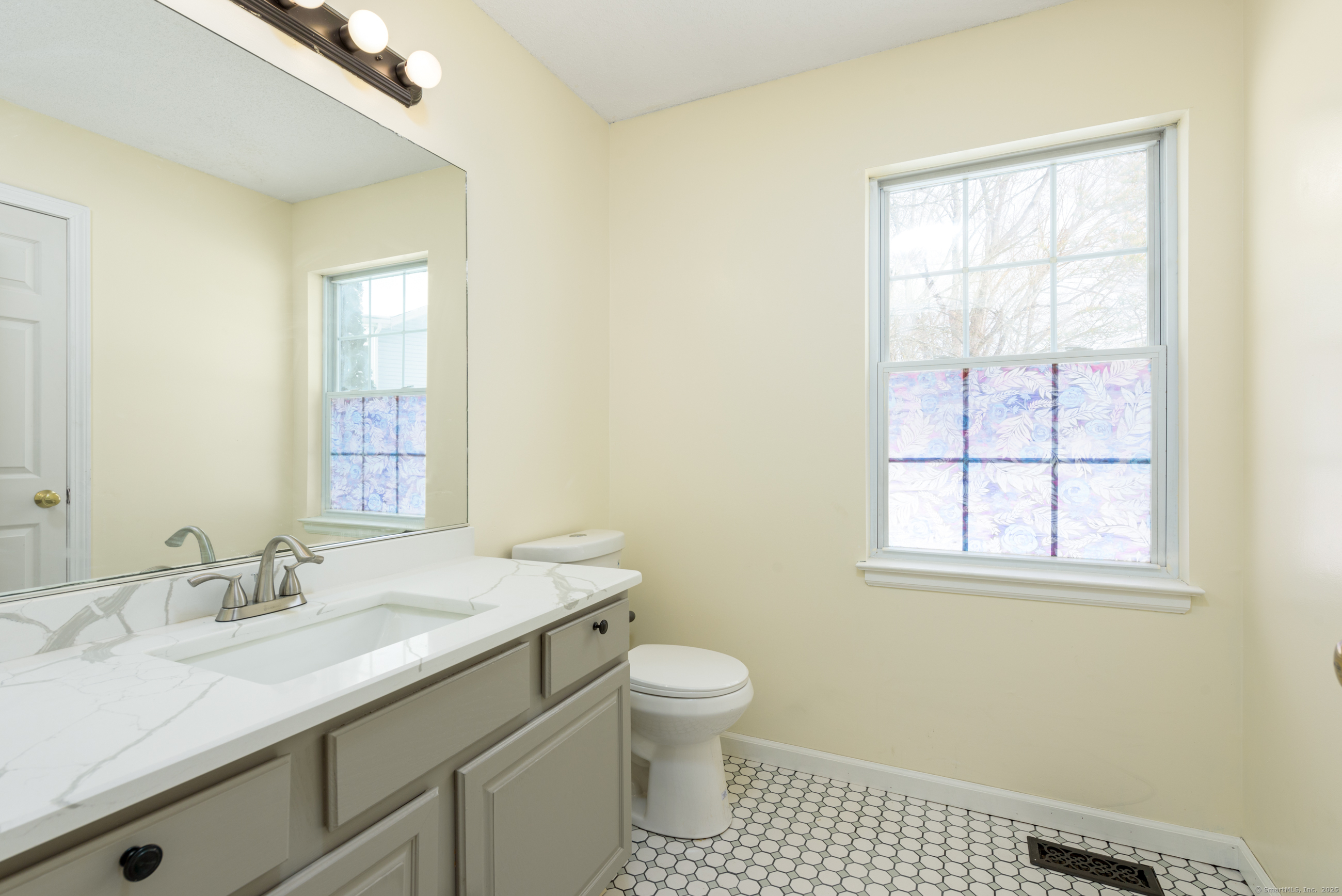 16 Pheasant Hill Drive #16, Enfield, Connecticut image 13