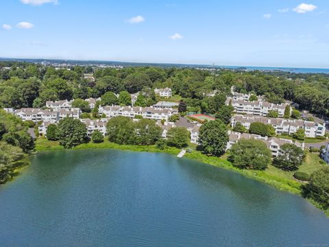 Condo For Sale - 125 Rowayton Woods Drive #125<br/> Norwalk, CT 06854
