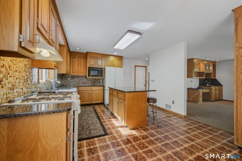 Tiny photo for 547 Simsbury Road, Bloomfield, CT 06002 (MLS # 24208316)