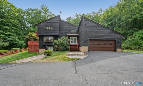 Photo of 547 Simsbury Road, Bloomfield, CT 06002 (MLS # 24208316)