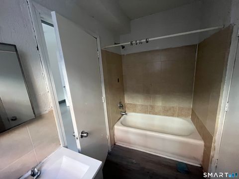 Tiny photo for 252 Sisson Avenue #B1, Hartford, CT 06105 (MLS # 24150153)