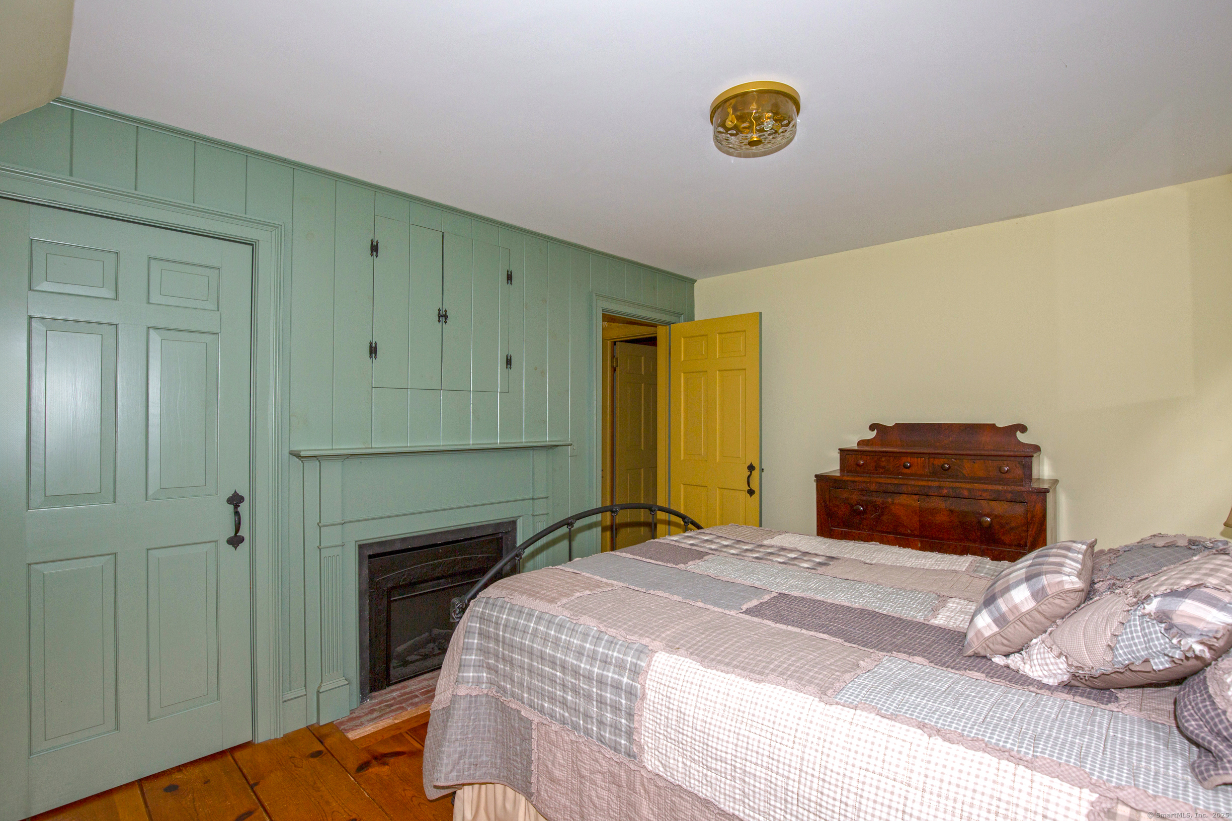440 Mapleton Avenue, Suffield, Connecticut image 25